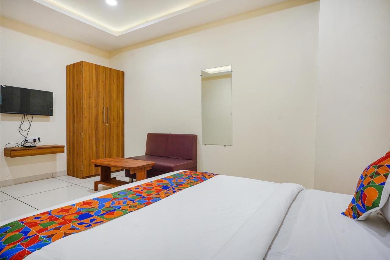 Fabhotel Sukh Vilas Индаур Экстерьер фото