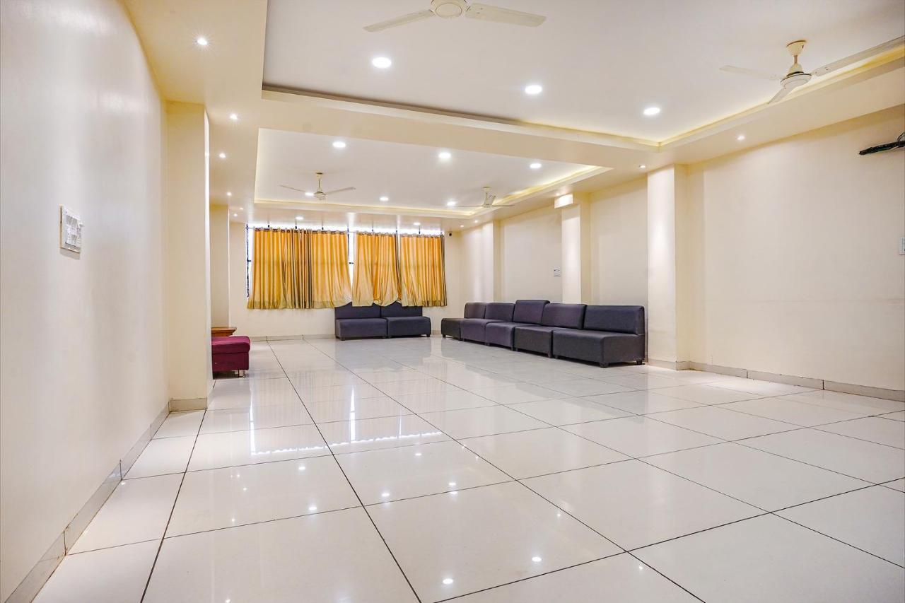 Fabhotel Sukh Vilas Индаур Экстерьер фото